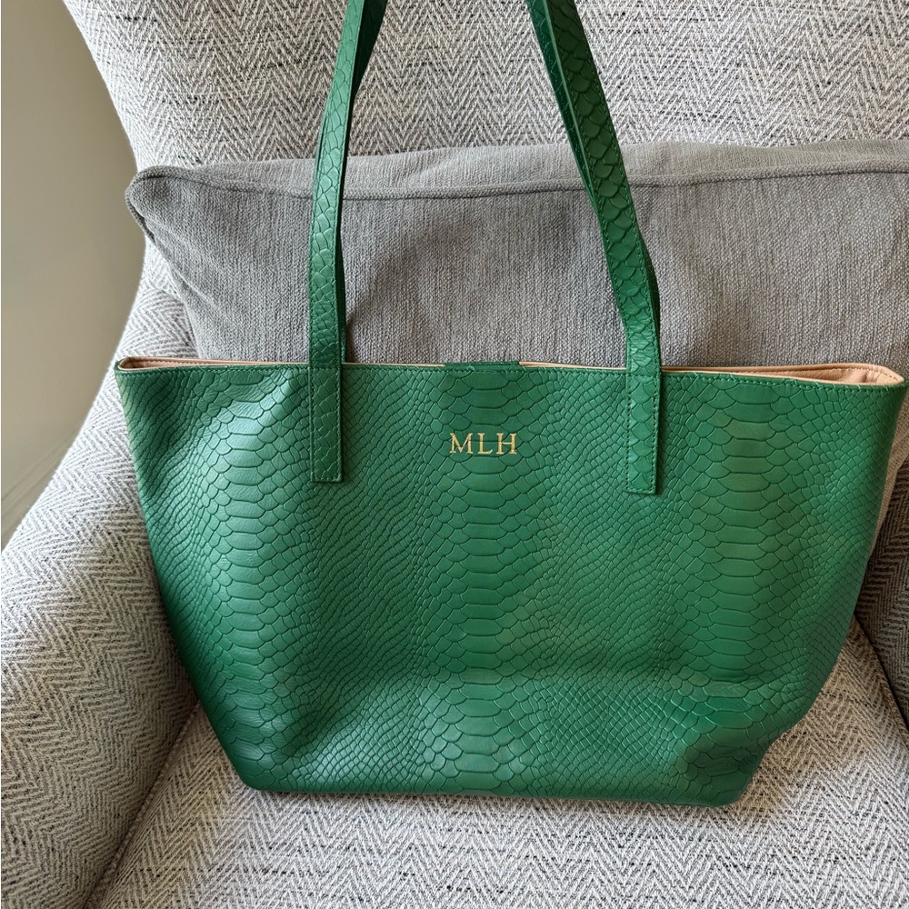 GiGi New York Green Tote Bag with Embossed Croc Texture